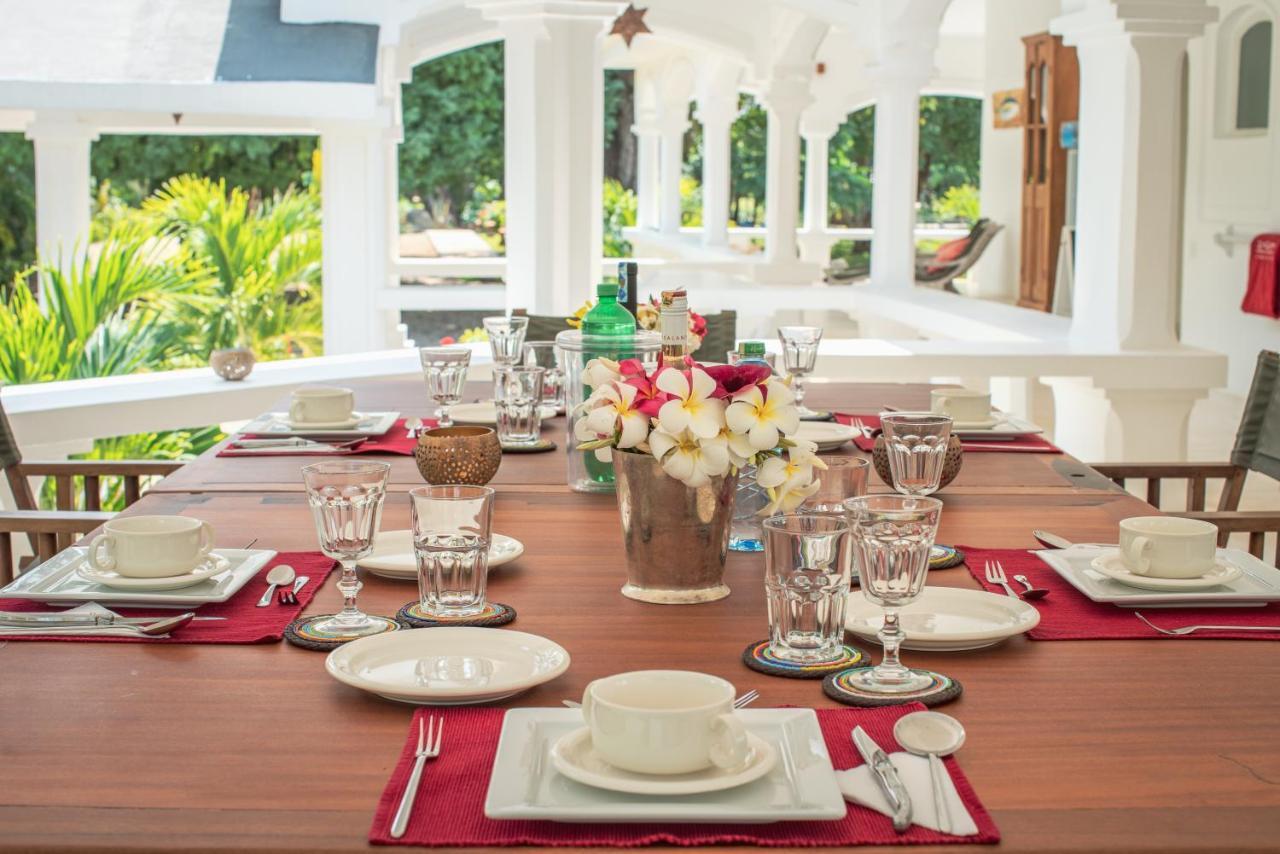 Zumzum Beach House Bed & Breakfast Kinondo Ngoại thất bức ảnh
